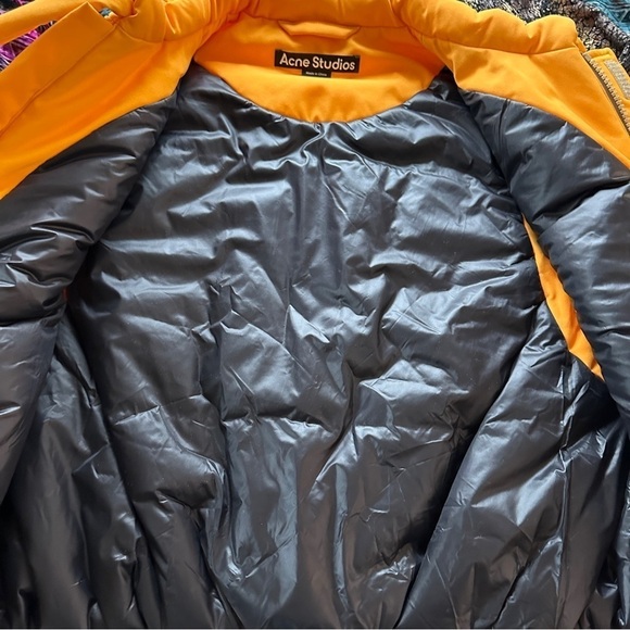 NWOT Acne Studios Gender Inclusive Heat Reactive Vest Size M - Picture 6 of 12